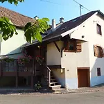 Gite, Maison Independante 