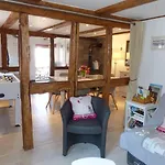 Gite, Maison Independante 
