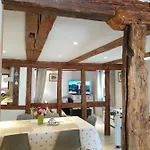Gite, Maison Independante 