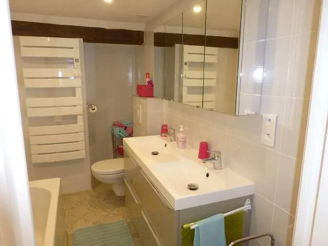 Gite, Maison Independante 